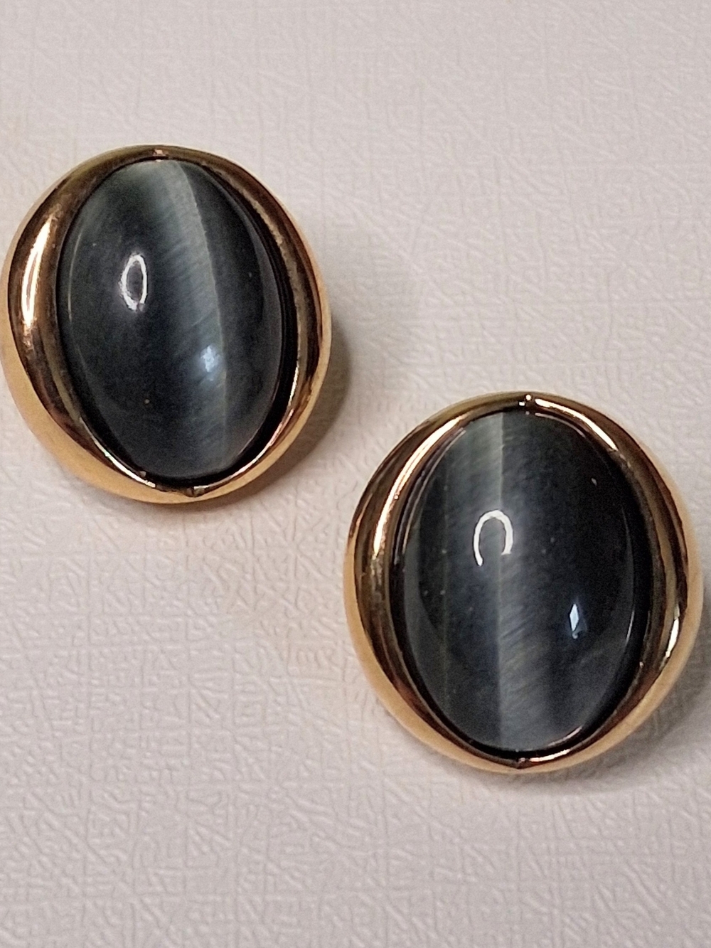 Pierre Cardin Gold-Tone Oval Cat's Eye Stud Earrings in Gray